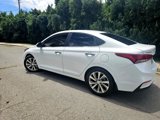 Used 2022 Hyundai Accent Limited image 2