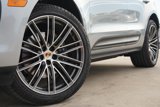 Certified 2025 Porsche Macan image 6
