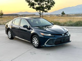 Used 2021 Toyota Camry LE image 3