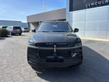 New 2025 Lincoln Navigator Reserve image 2