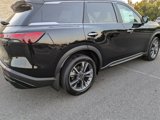 New 2025 INFINITI QX60 Luxe w/ Vision Package image 3
