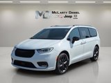 New 2026 Chrysler Pacifica Limited w/ S Appearance Package image 2