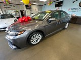 Used 2022 Toyota Camry SE image 6