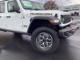 New 2025 Jeep Gladiator Rubicon w/ Convenience Group image 3