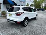 Used 2017 Ford Escape SE image 5