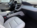 Used 2025 Ford Explorer Active w/ Active Comfort Package image 6