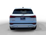New 2025 Audi SQ6 e-tron Prestige image 4