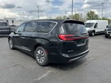 Used 2023 Chrysler Pacifica Limited image 4