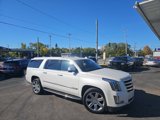 Used 2017 Cadillac Escalade ESV Luxury image 4