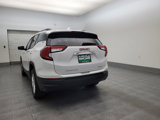 Used 2023 GMC Terrain SLE w/ Driver Convenience Package image 6