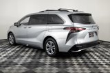 Used 2022 Toyota Sienna XSE image 4