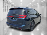 New 2025 Chrysler Pacifica Limited image 3
