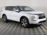 New 2025 Mitsubishi Outlander SE image 2