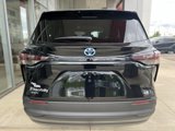 Used 2025 Toyota Sienna LE image 4