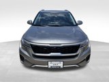 Used 2023 Kia Seltos S w/ Navigation Package image 2