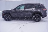 New 2025 Jeep Grand Cherokee Limited w/ Black Appearance Package image 3