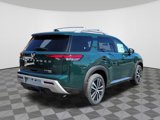 New 2025 Nissan Pathfinder Platinum image 4
