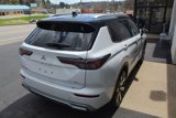 New 2025 Mitsubishi Outlander SEL image 6