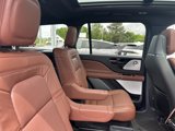 New 2025 Lincoln Aviator Reserve image 2