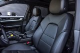 Used 2025 Porsche Cayenne image 6