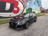 Used 2023 Nissan Altima 2.5 SV image 2