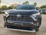 Used 2022 Toyota RAV4 SE image 3