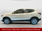 Used 2022 Nissan Rogue Sport S image 2