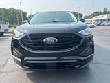Used 2024 Ford Edge SE w/ Black Appearance Package image 3