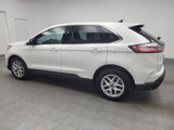 Used 2022 Ford Edge SEL w/ Convenience Package image 3