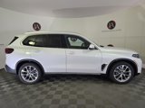 New 2026 BMW X5 xDrive50e w/ Premium Package image 3