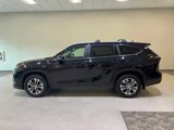 Certified 2024 Toyota Highlander XLE image 3