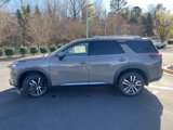 New 2025 Nissan Pathfinder Platinum image 5
