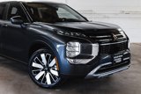 New 2025 Mitsubishi Outlander SE image 3