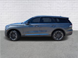 Used 2023 Lincoln Aviator Reserve w/ Equipment Group 201A image 2
