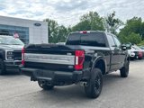 Used 2022 Ford F350 Lariat image 3