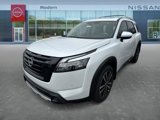 New 2025 Nissan Pathfinder Platinum w/ Black Appearance Package image 3