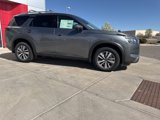New 2025 Nissan Pathfinder SL image 3