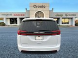 New 2025 Chrysler Pacifica Select image 4