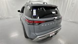 New 2025 Nissan Pathfinder Platinum image 5