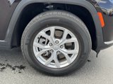 Used 2023 Jeep Grand Cherokee L Limited w/ Trailer Tow Group (B) image 4