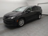 Used 2023 Chrysler Voyager LX image 2
