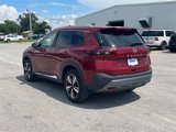 Used 2023 Nissan Rogue SL image 3