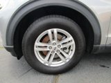 Used 2020 Ford Explorer XLT image 2