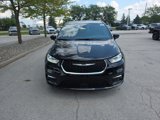 New 2026 Chrysler Pacifica Select image 2