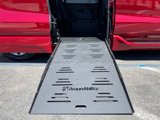 Used 2025 Toyota Sienna XLE image 2