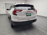 Used 2023 GMC Terrain SLE w/ Driver Convenience Package image 6
