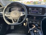 Used 2024 Volkswagen Jetta SE image 2