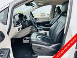 Certified 2022 Chrysler Pacifica Touring-L image 3