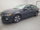 Used 2022 Nissan Altima 2.5 SV image 2