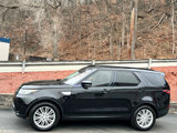 Used 2017 Land Rover Discovery HSE image 2